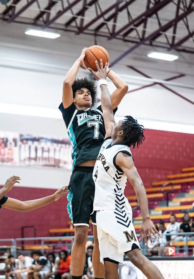 Isaiah Sanders photo